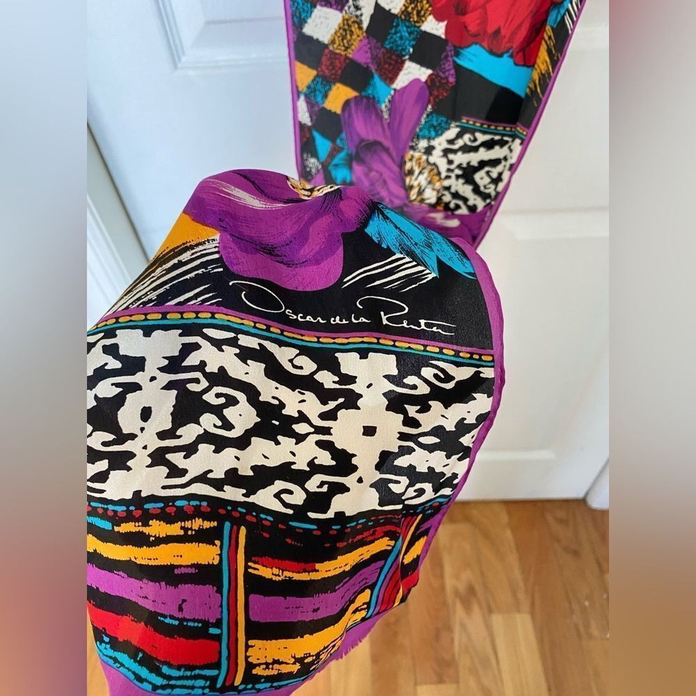 Vintage Tropical Oscar De La Renta Scarf - Picture 4 of 10